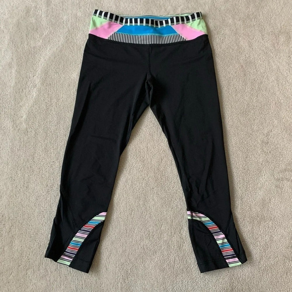 LULULEMON RUN:  Inspire II Crop legging, size 6 - Picture 2 of 13